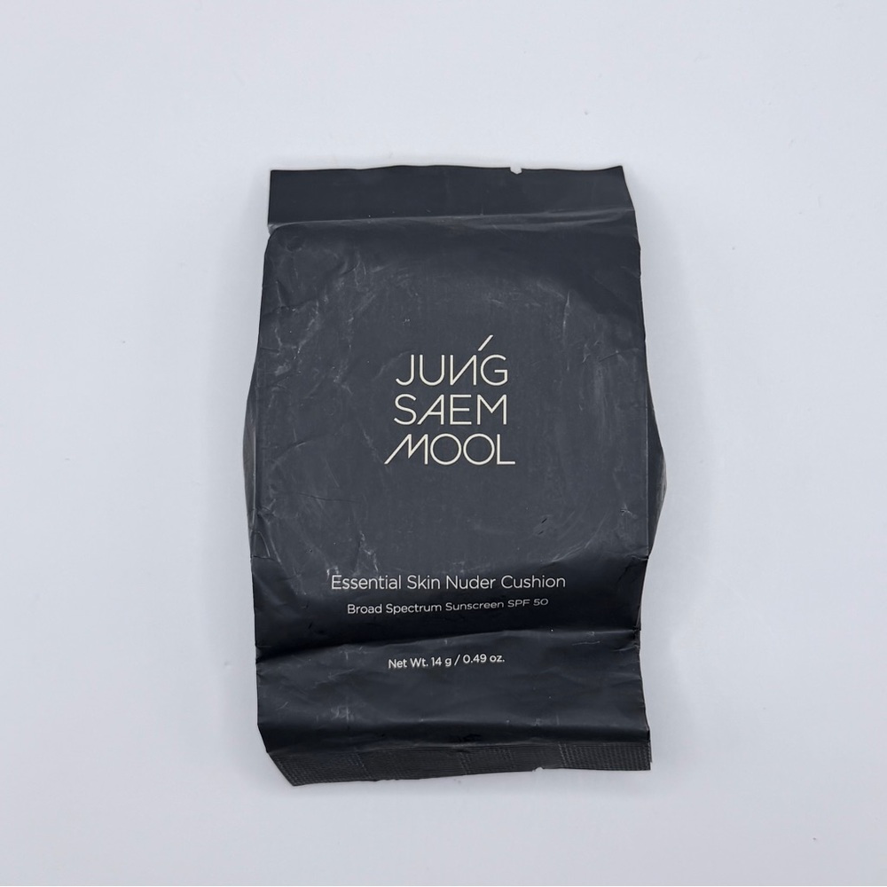 Jung Saem Mool Essential Skin Nuder Cushion Refill in Medium